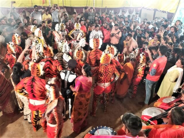 Avinash Kamath Tiger Dance Huli Vesha Avinash Kamath Tiger Dance Huli Vesha