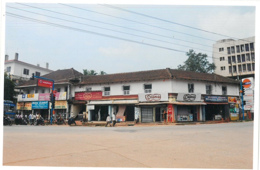 Old diana circle picture. 90s Udupi
